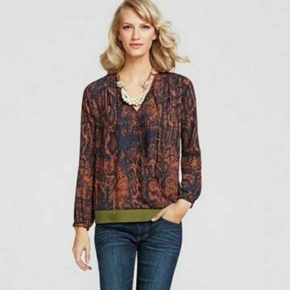CAbi #101 Women's Border Wrap Snake Skin Print Navy-Rust Blouse - Picture 1 of 15